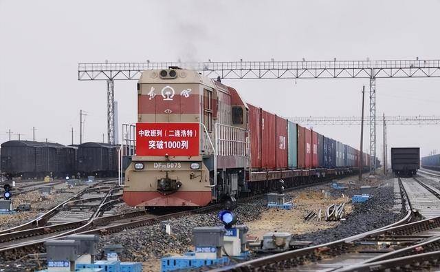 停对欧发运沃伦斯基：面临混合战威胁pg电子首页波兰出尔反尔中方反手暂(图2)